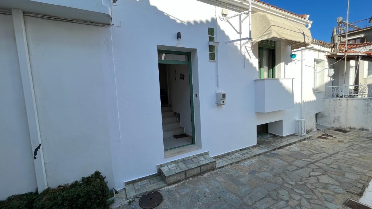 Angelos House Deluxe Apartments Skiathos stad Exteriör bild